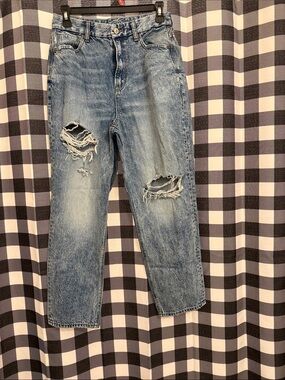 American Eagle Outfitters Light Blue Straight Leg Distressed Jeans
